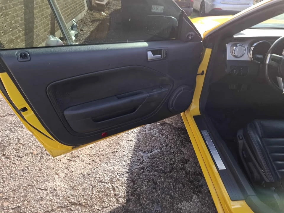 2005 Ford S197 Mustang GT - Image 8 of 9