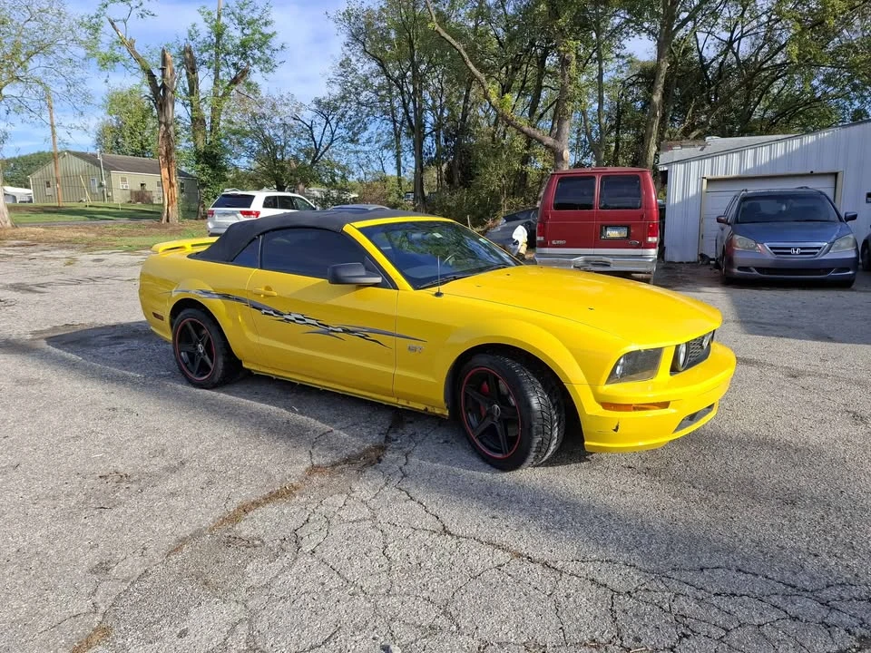 2005 Ford S197 Mustang GT - Image 3 of 9