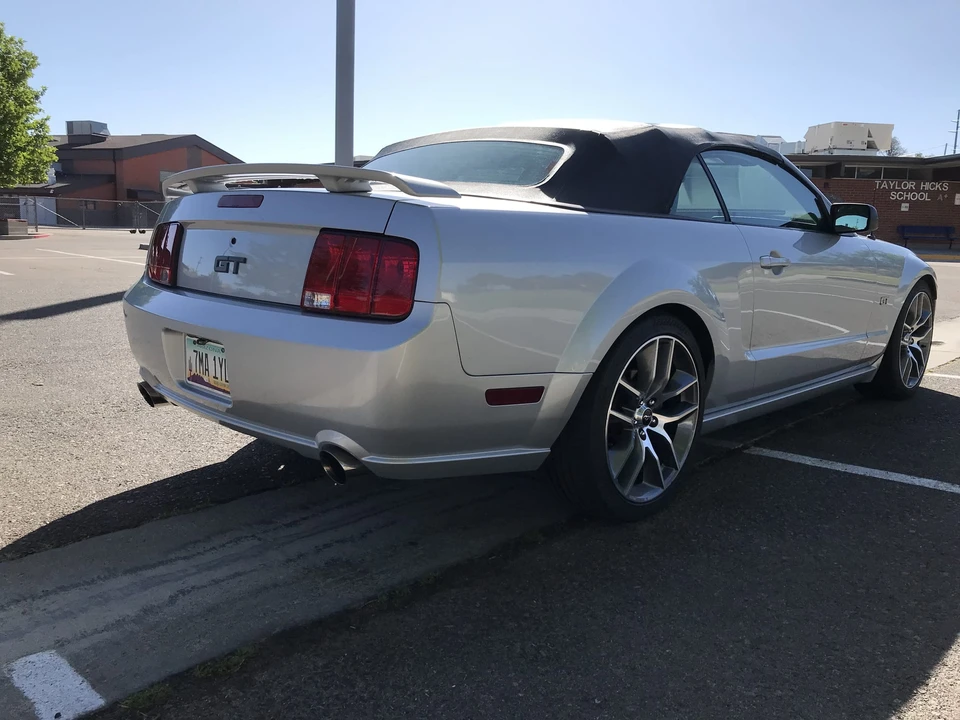 2005 Ford S197 Mustang GT - Image 8 of 31