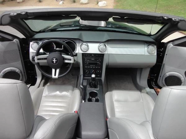 2005 Ford S197 Mustang - Image 19 of 21