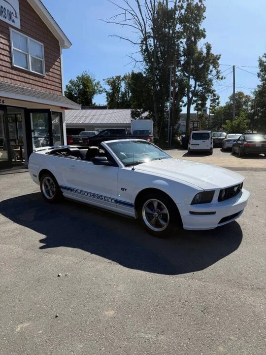 2005 Ford S197 Mustang GT - Image 3 of 15