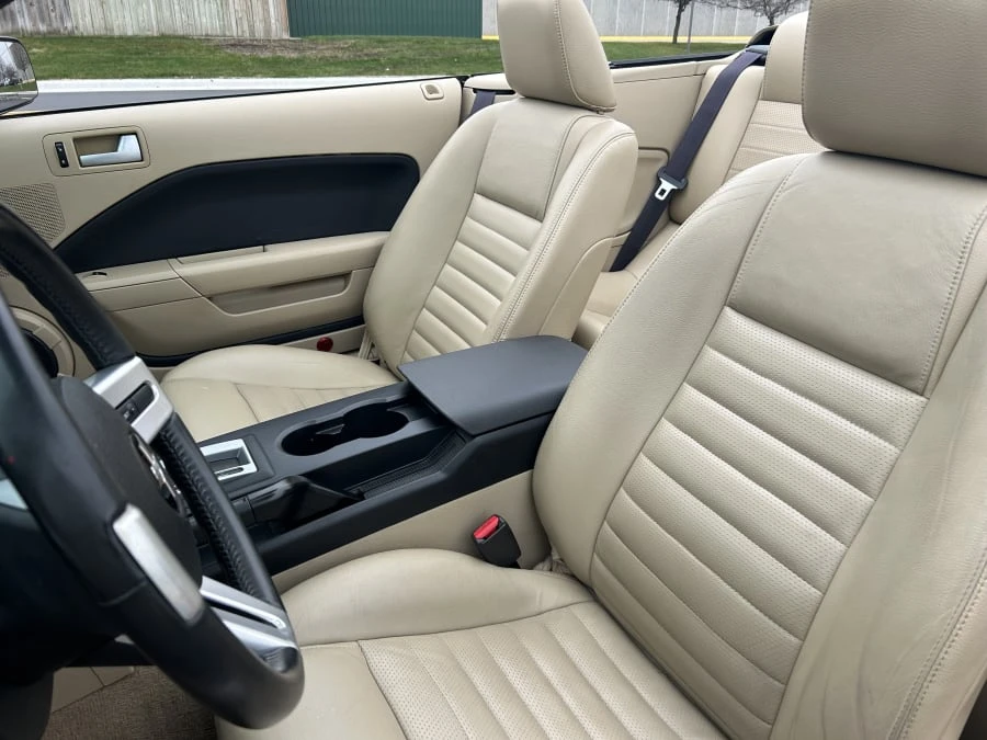 2005 Ford S197 Mustang - Image 11 of 13