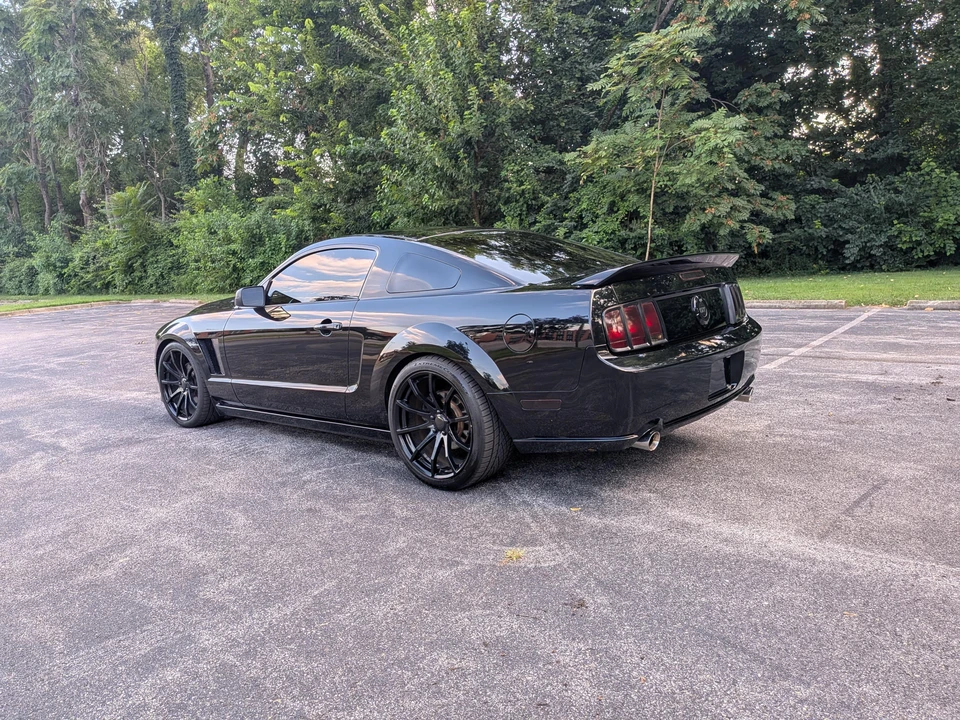 2005 Ford S197 Mustang - Image 9 of 31
