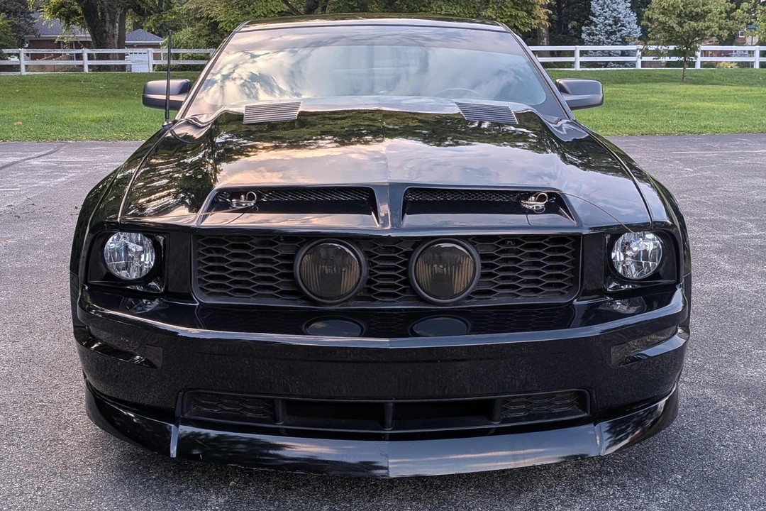 2005 Ford S197 Mustang - Image 2 of 31