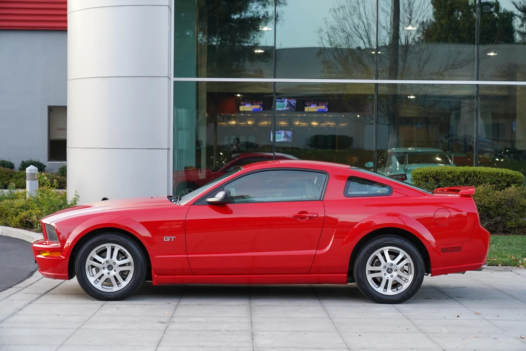 2005 Ford S197 Mustang - Image 16 of 31