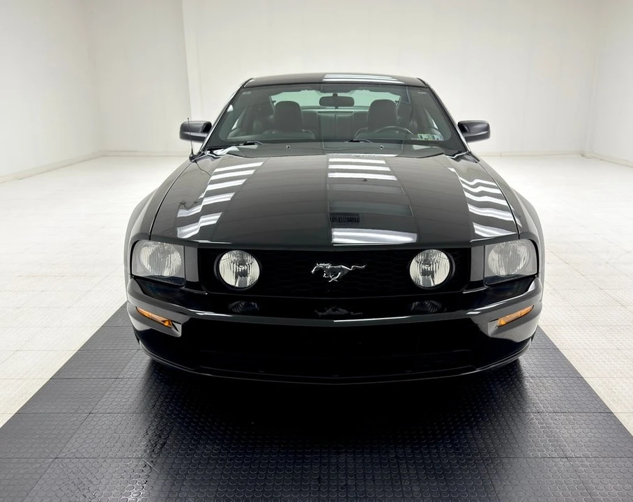 2005 Ford S197 Mustang - Image 8 of 12
