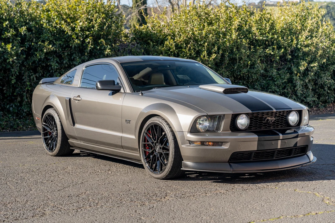 2005 Ford S197 Mustang - Image 8 of 31