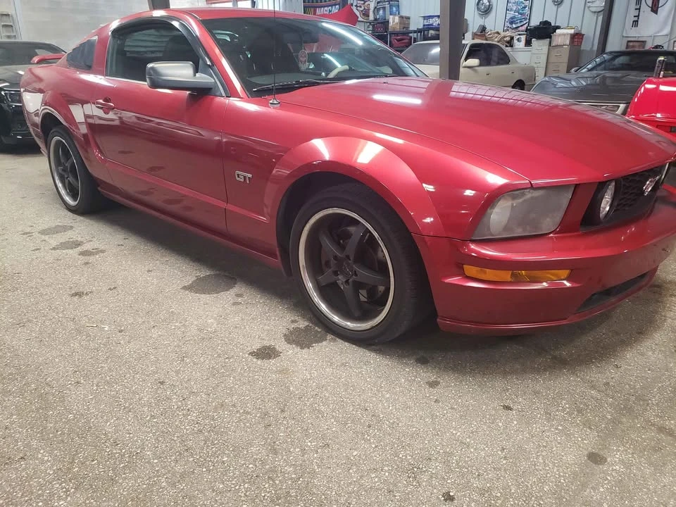 2005 Ford S197 Mustang - Image 2 of 11