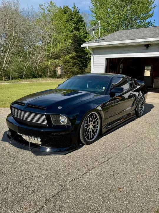 2005 Ford S197 Mustang GT - Image 2 of 13