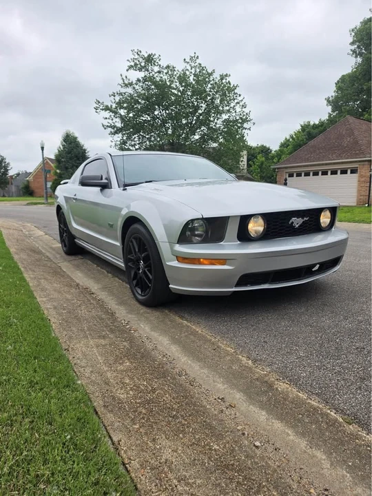 2005 Ford S197 Mustang GT - Image 3 of 11