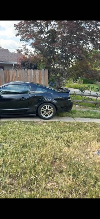 2005 Ford S197 Mustang GT - Image 4 of 11
