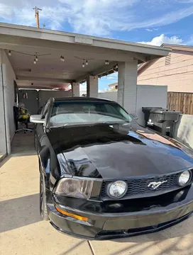 2005 Ford Mustang GT Coupe 2D