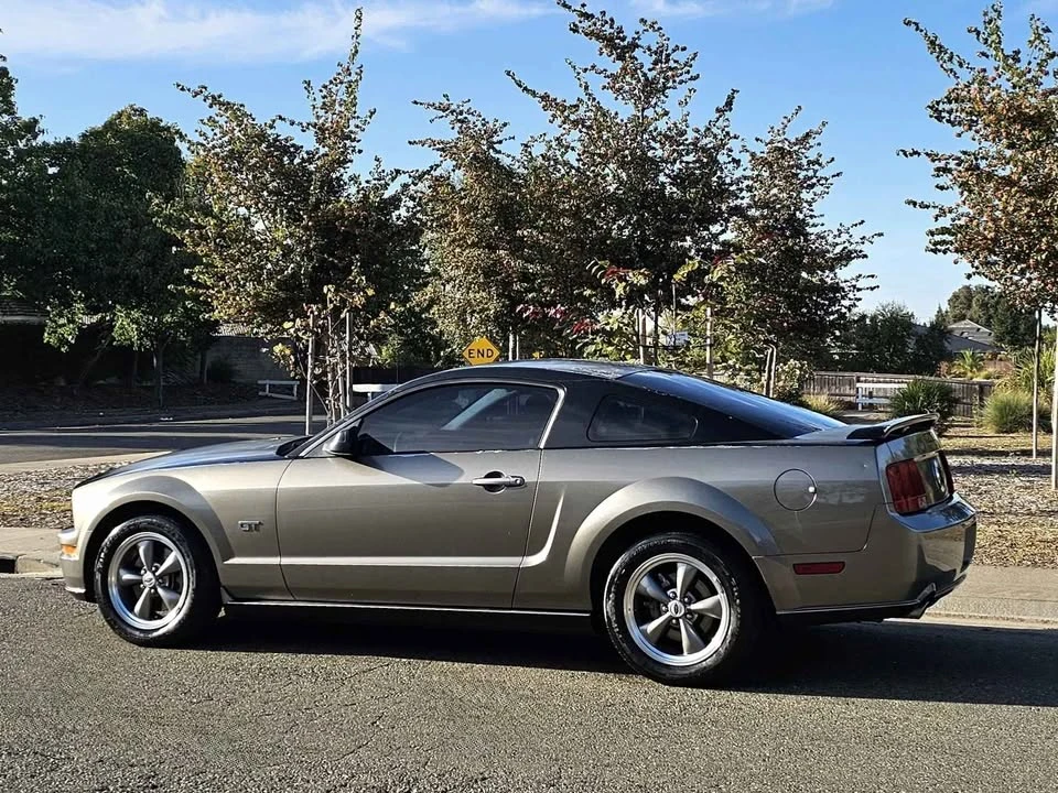 2005 Ford S197 Mustang GT - Image 5 of 10