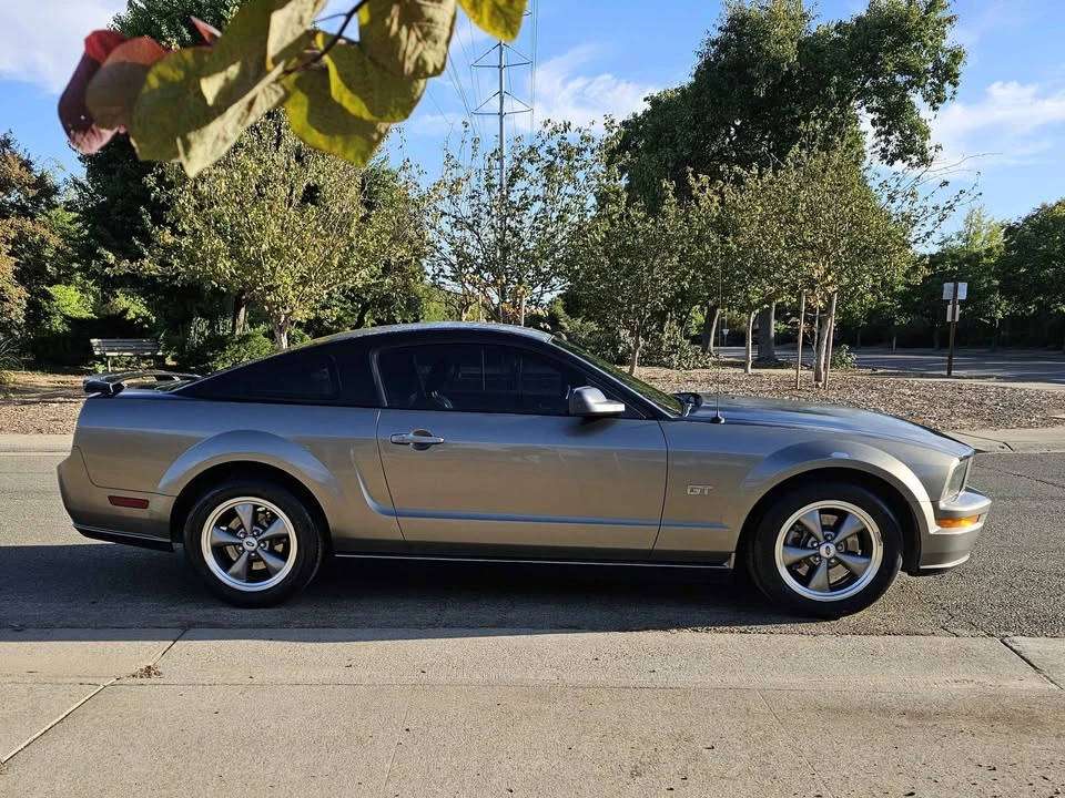 2005 Ford S197 Mustang GT - Image 4 of 10