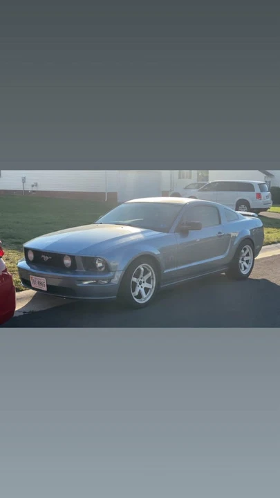 2005 Ford S197 Mustang GT - Image 2 of 5