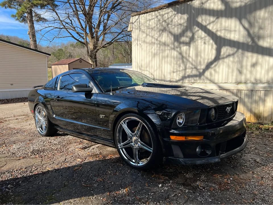 2005 Ford S197 Mustang GT - Image 5 of 6