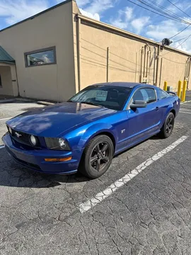 2005 Ford Mustang GT Coupe 2D