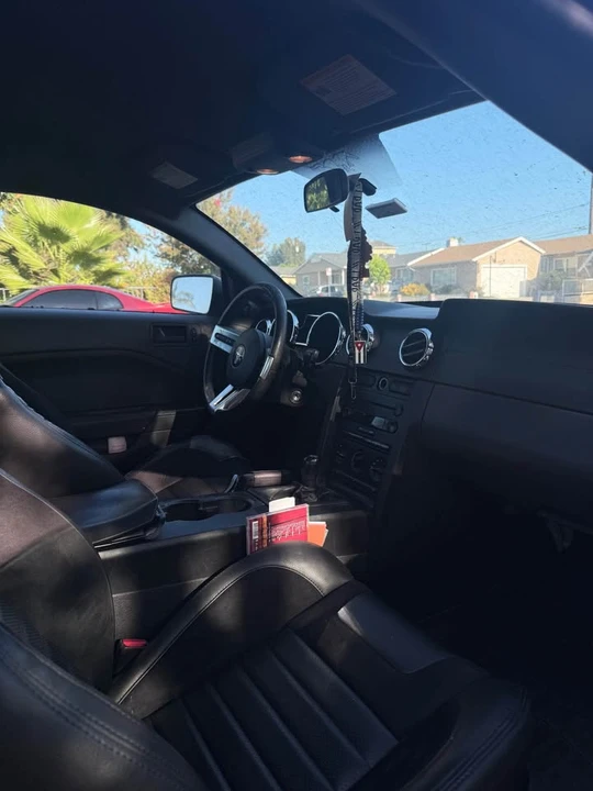 2005 Ford S197 Mustang GT - Image 12 of 12