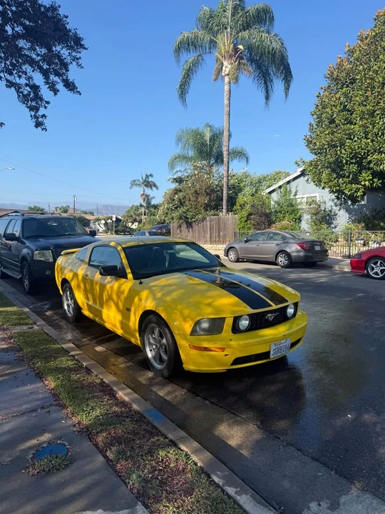 2005 Ford S197 Mustang GT - Image 2 of 12