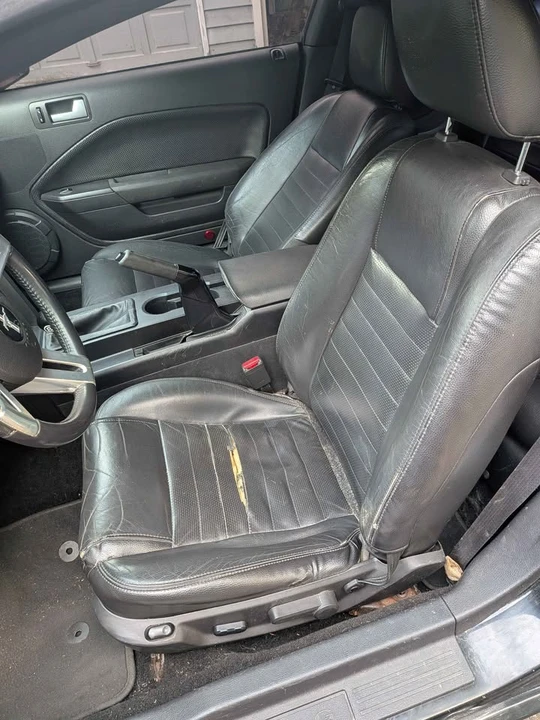 2005 Ford S197 Mustang GT - Image 8 of 10