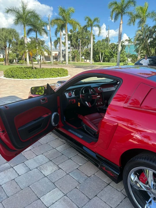 2005 Ford S197 Mustang GT - Image 9 of 11