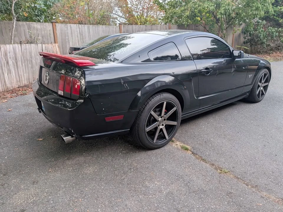 2005 Ford S197 Mustang GT - Image 3 of 10