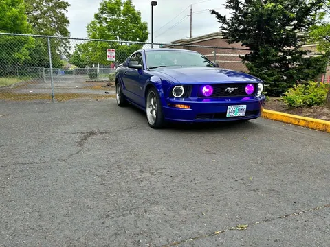 2005 Ford Mustang GT Coupe 2D