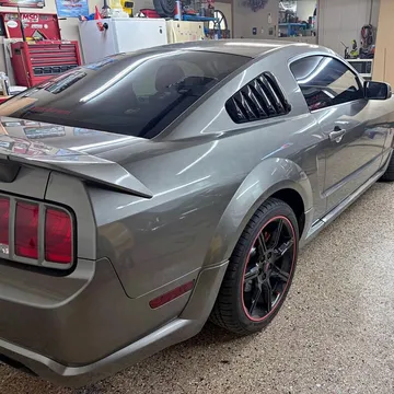 2005 Ford Mustang GT Coupe 2D