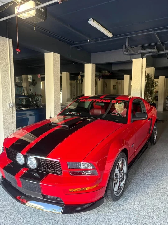 2005 Ford S197 Mustang GT - Image 2 of 11