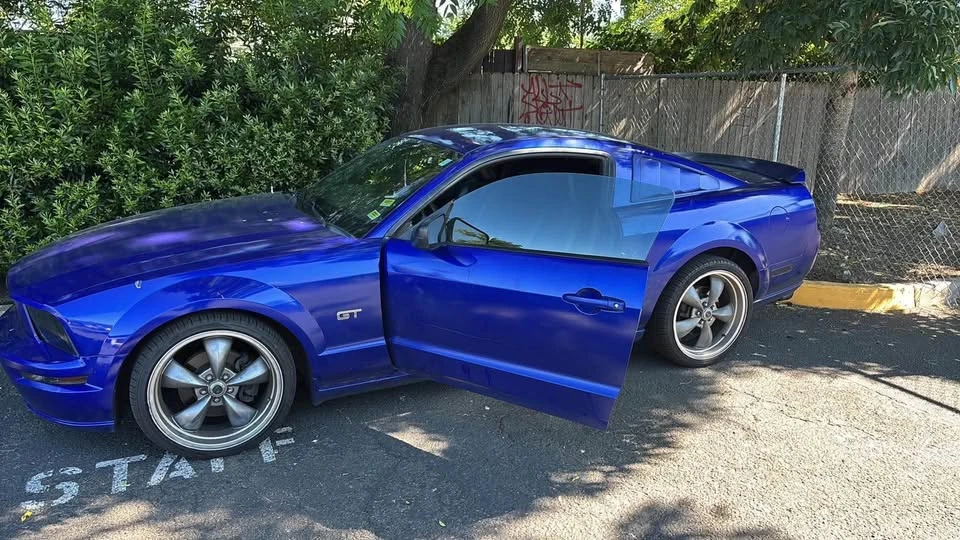2005 Ford S197 Mustang GT - Image 8 of 11