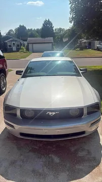 2005 Ford Mustang GT Coupe 2D