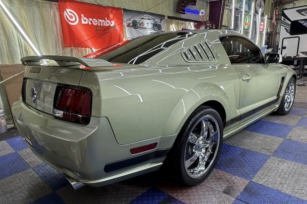2005 Ford S197 Mustang - Image 2 of 7