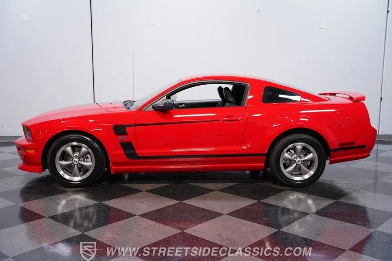 2005 Ford S197 Mustang GT - Image 2 of 28