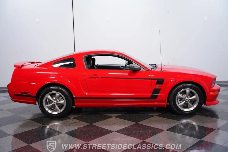 2005 Ford S197 Mustang GT - Image 9 of 28