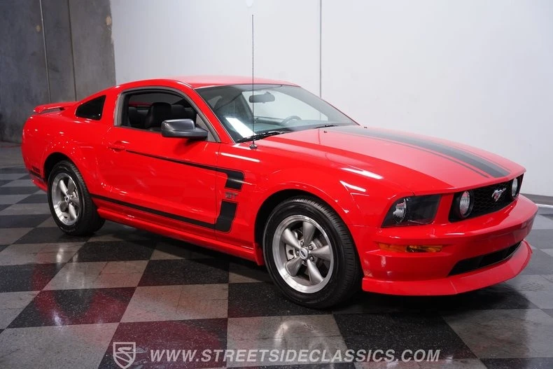 2005 Ford S197 Mustang GT - Image 10 of 28