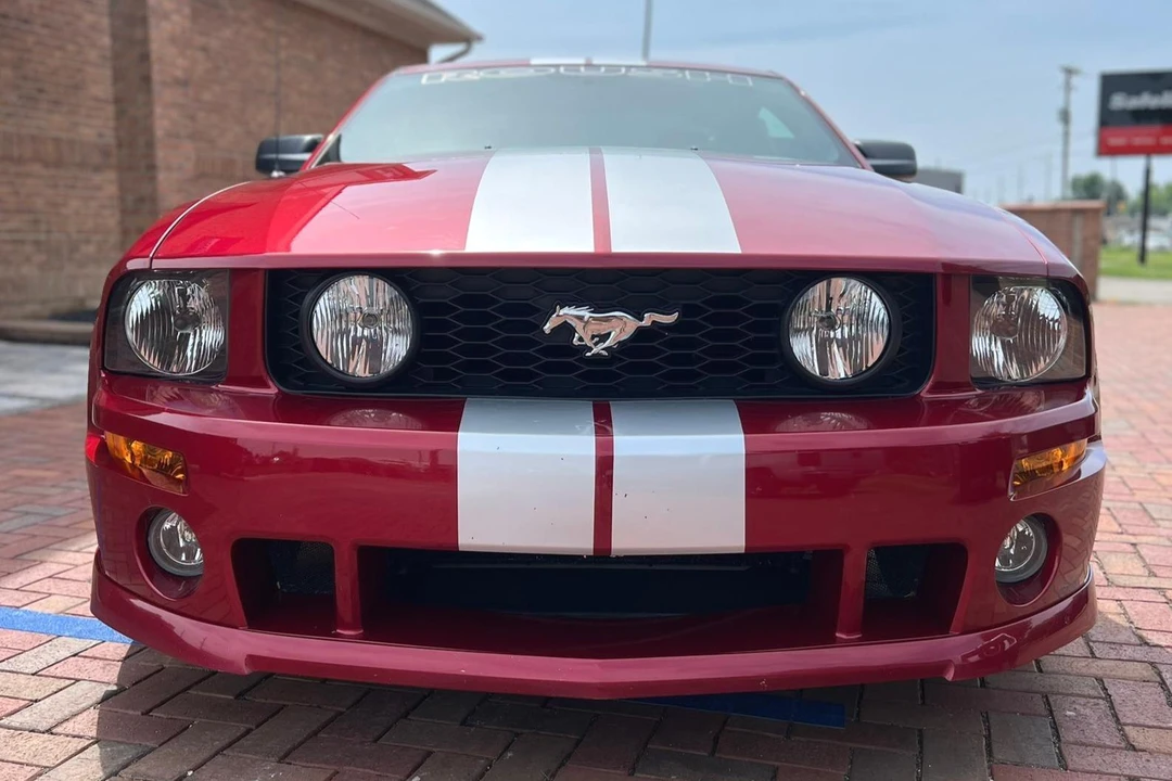 2005 Ford S197 Mustang - Image 2 of 31