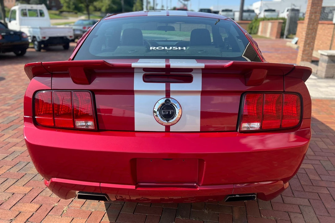 2005 Ford S197 Mustang - Image 5 of 31
