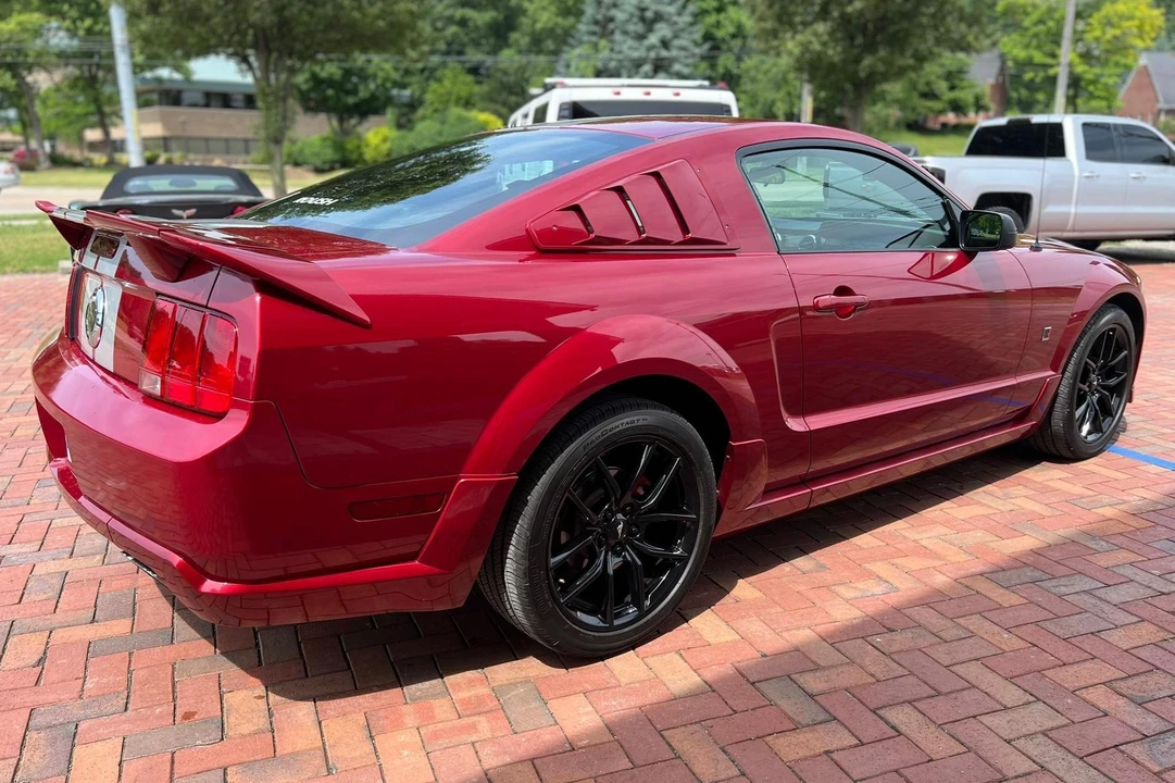 2005 Ford S197 Mustang - Image 3 of 31