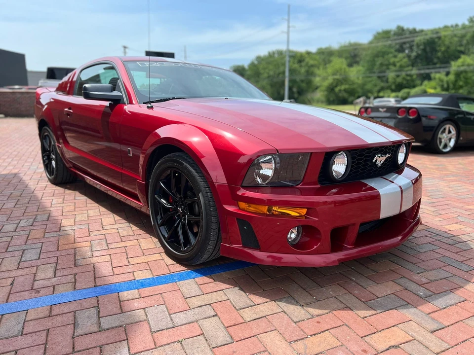 2005 Ford S197 Mustang - Image 12 of 31