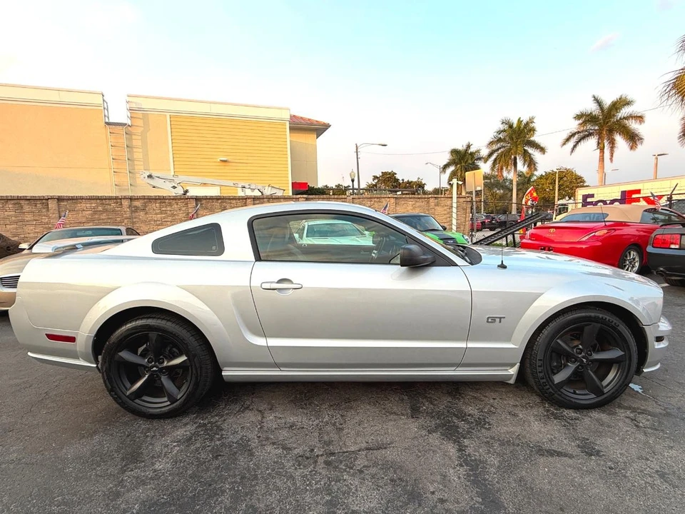 2005 Ford S197 Mustang - Image 12 of 21