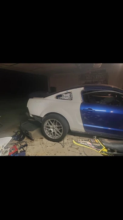 2005 Ford S197 Mustang - Image 7 of 8