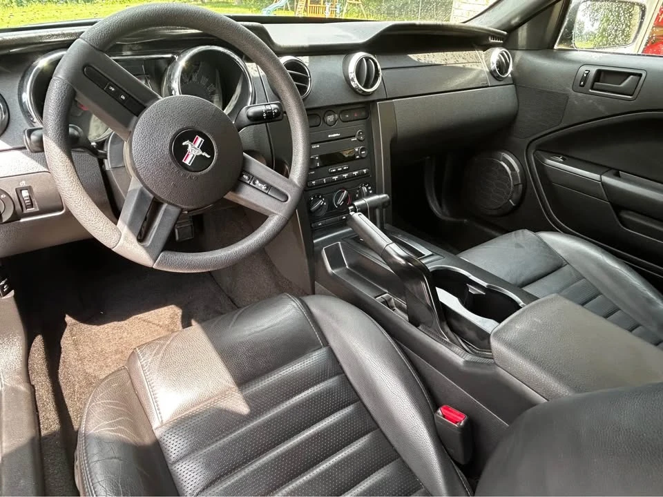 2005 Ford S197 Mustang GT - Image 12 of 13