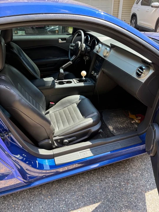 2005 Ford S197 Mustang GT - Image 10 of 16