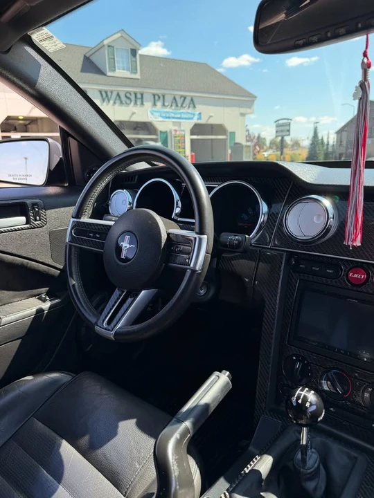 2005 Ford S197 Mustang GT - Image 11 of 20