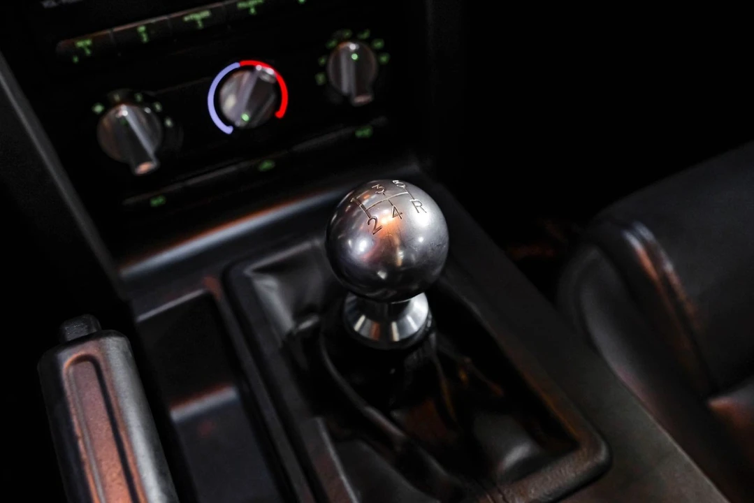 2005 Ford S197 Mustang - Image 29 of 31