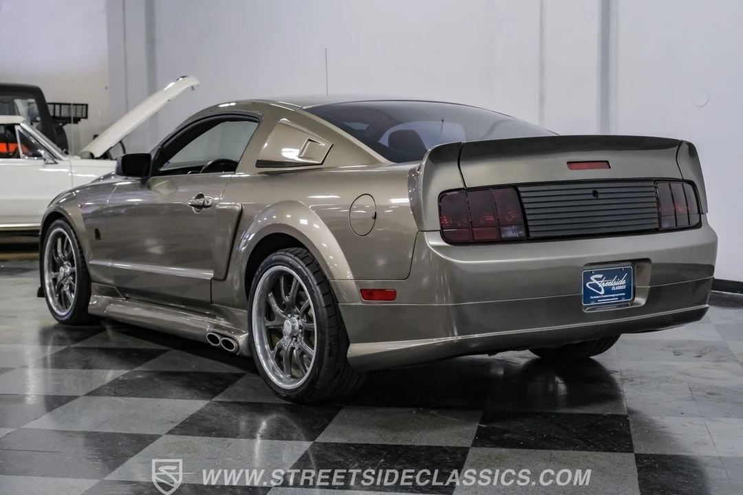 2005 Ford S197 Mustang - Image 11 of 12