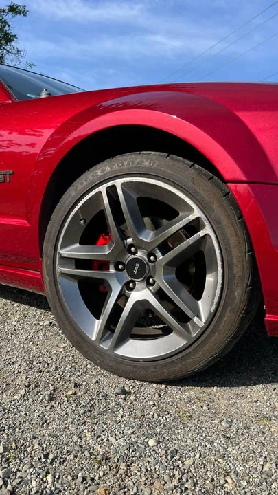 2005 Ford S197 Mustang GT - Image 8 of 17