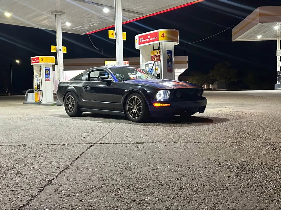 2005 Ford S197 Mustang GT - Image 8 of 16
