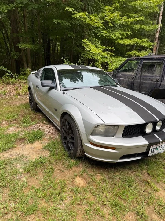 2005 Ford S197 Mustang GT - Image 2 of 5