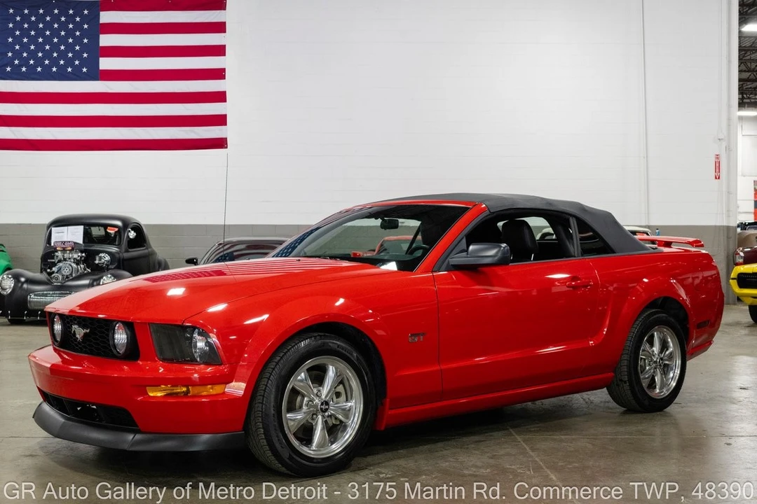2005 Ford S197 Mustang GT - Image 3 of 31